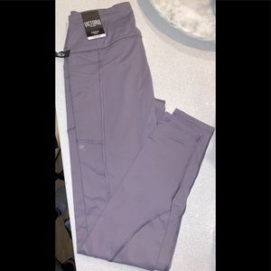 Victoria’s Secret sport legging